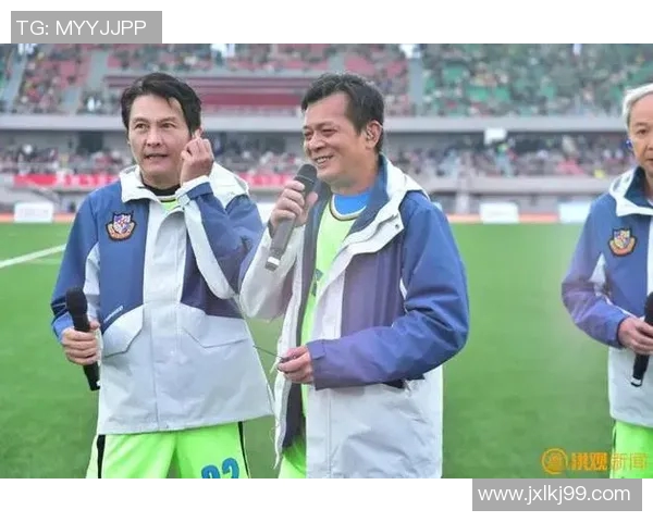 足球场上的卡字传奇明星们他们的名字闪耀着激情与荣耀