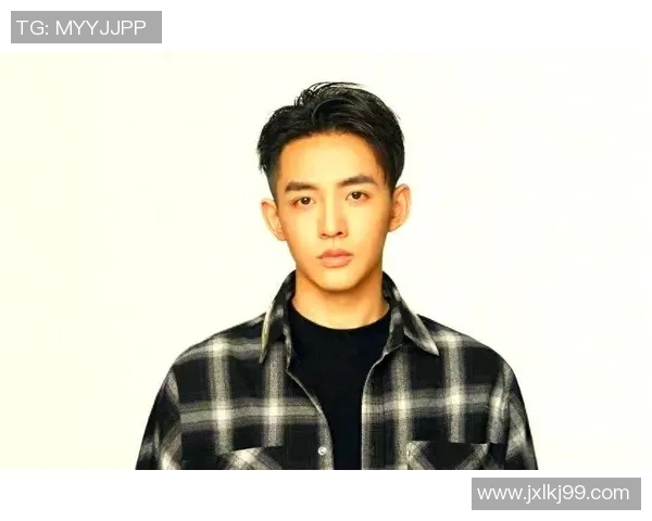 原帅的成长之路:从默默无闻到璀璨明星的蜕变历程